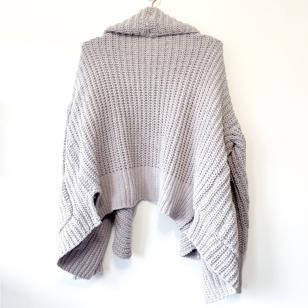 Esther Boutique Gray Soft Sweater Cardigan NWOT - Picture 9 of 15